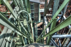 10-René-S-Basement-Stairway